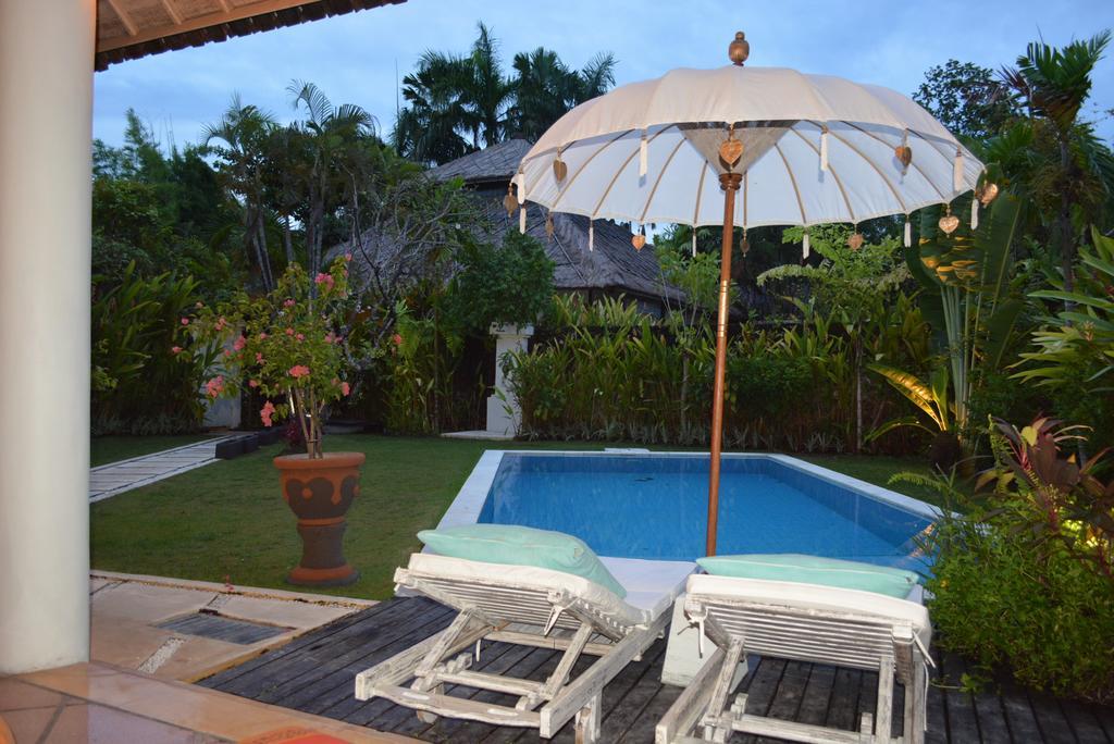 Villa Raquel Seminyak Zimmer foto